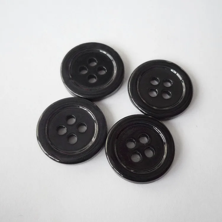 Colored shirt buttons