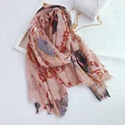 Wholesale 2019 latest muslim long scarf fashion new fabric cheap pink pattern print tassel woman thin cotton scarf