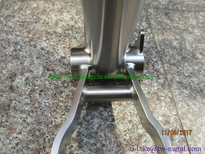 Titanium MTB bike frame07.jpg