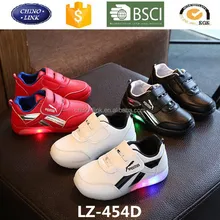 2017 fashion chargeable flash night luminous sneakers children light up kids led shoes for Girls Boys