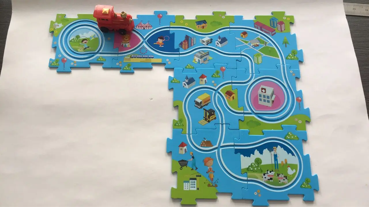 Puzzle Track Car Play Set With BatteryOperated Toy Vehicle Floor
