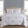 100%Cotton 3pcs Elegant European Embroidered White Quilted Bed Cover Patchwork Quilt Bedspread