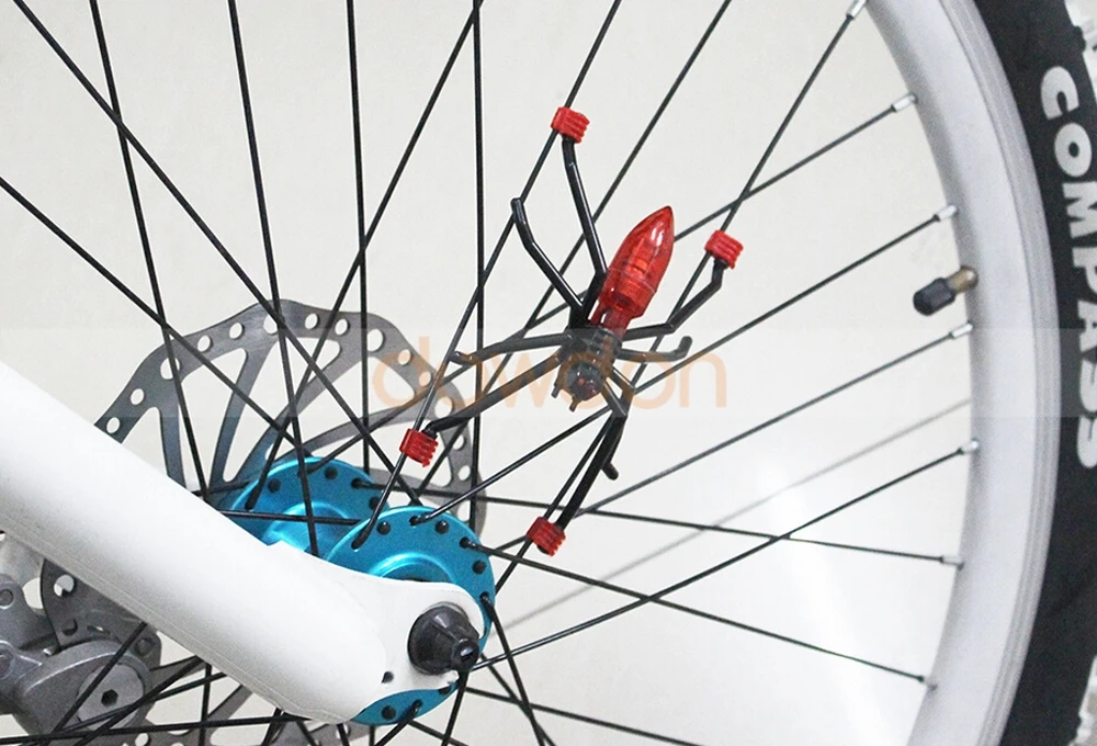 Bicycle warning light 8032 151014 (6).jpg