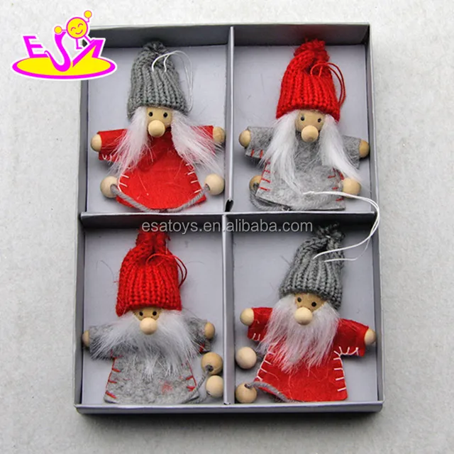 2017 new products baby cartoon characters wooden christmas dolls
