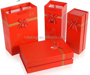 high quality durable red wedding gift package paper bag,or
