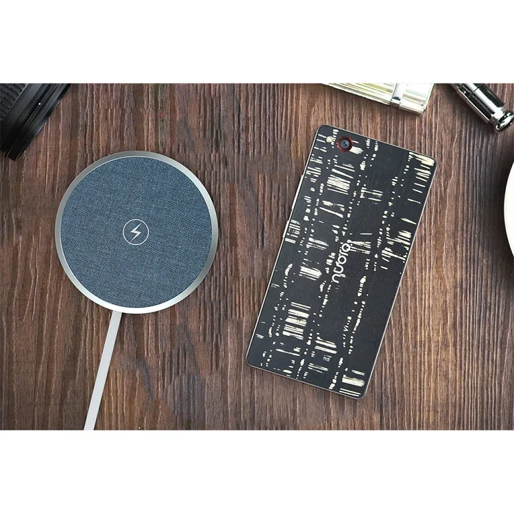 Mini qi wireless charger