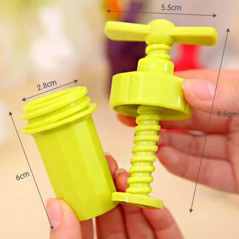 Kitchen Ginger Garlic Manual Press Twist Cutter Crusher Grinding Grater Planer Slicer Mini Cooking Tool KC1402