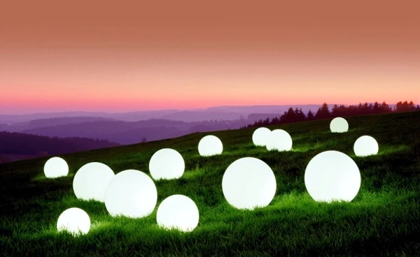 attractive-ball-outdoor-lighting-indirect-lighting-for-the-garden-0-647076307.jpeg