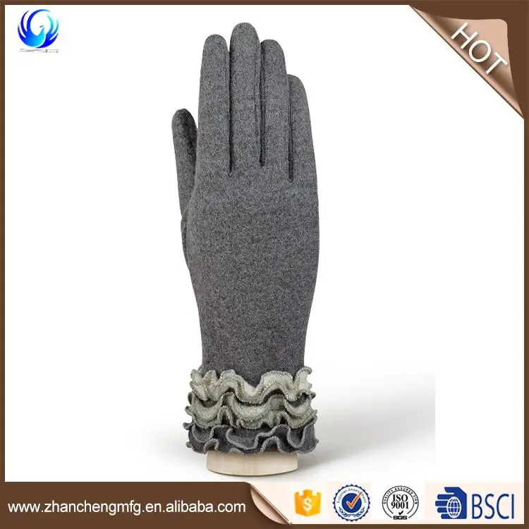 2016 New design ladies handmade wool gloves with low price