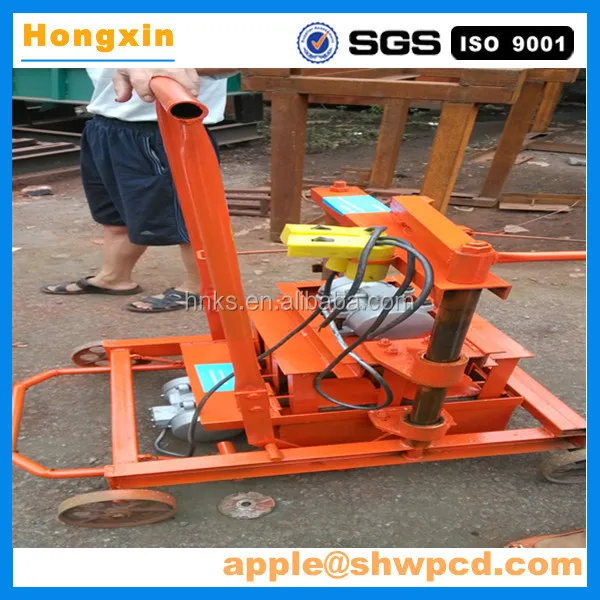 manual brick machine .jpg