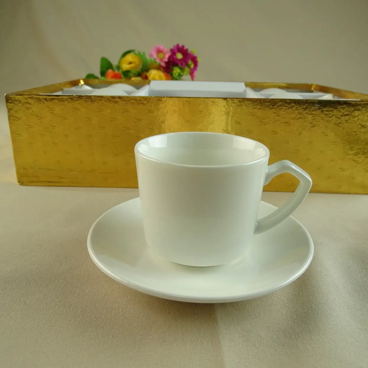 cheap stock wholesale porcelain 6 cups and 6 saucers set ceramic