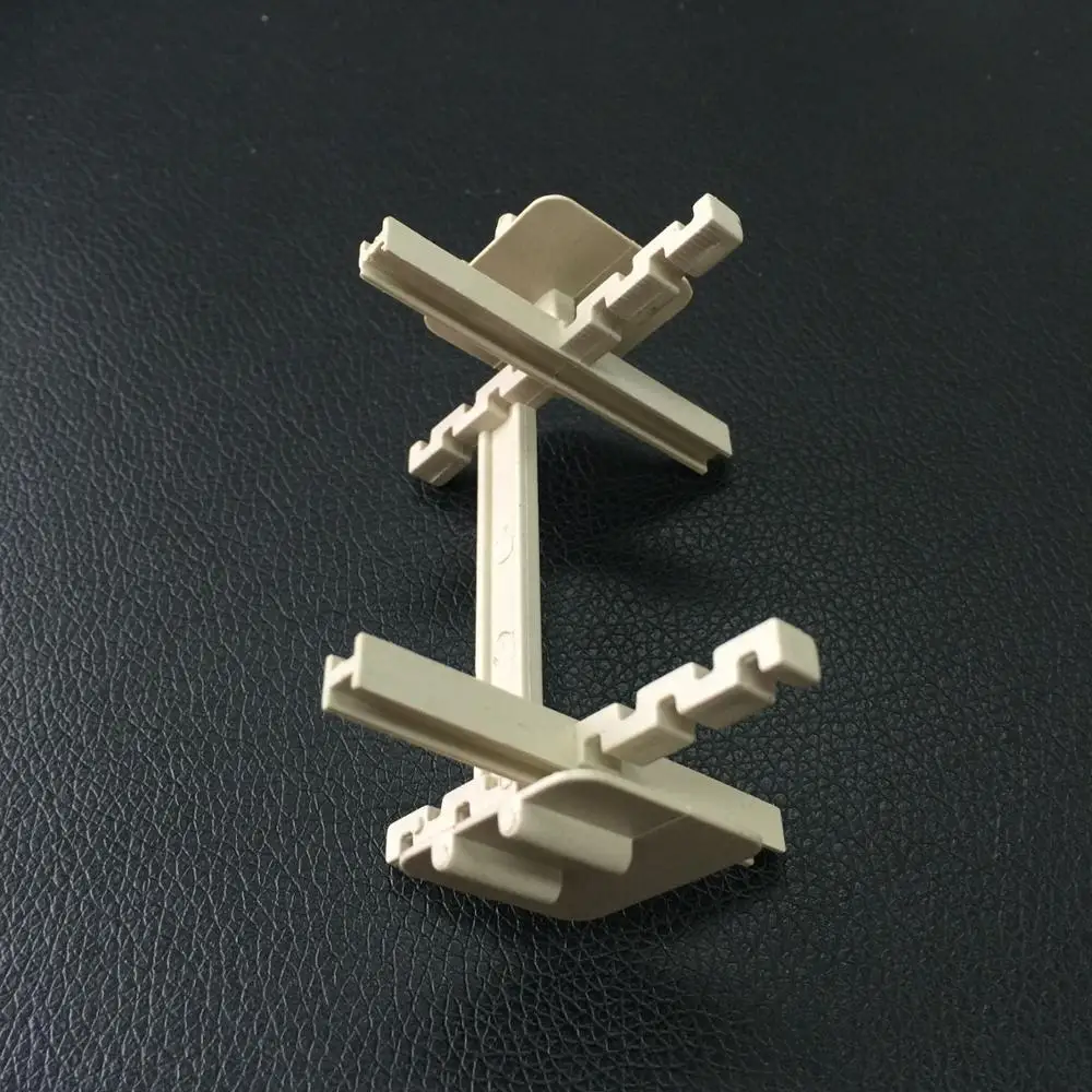 glass block spacer.jpg