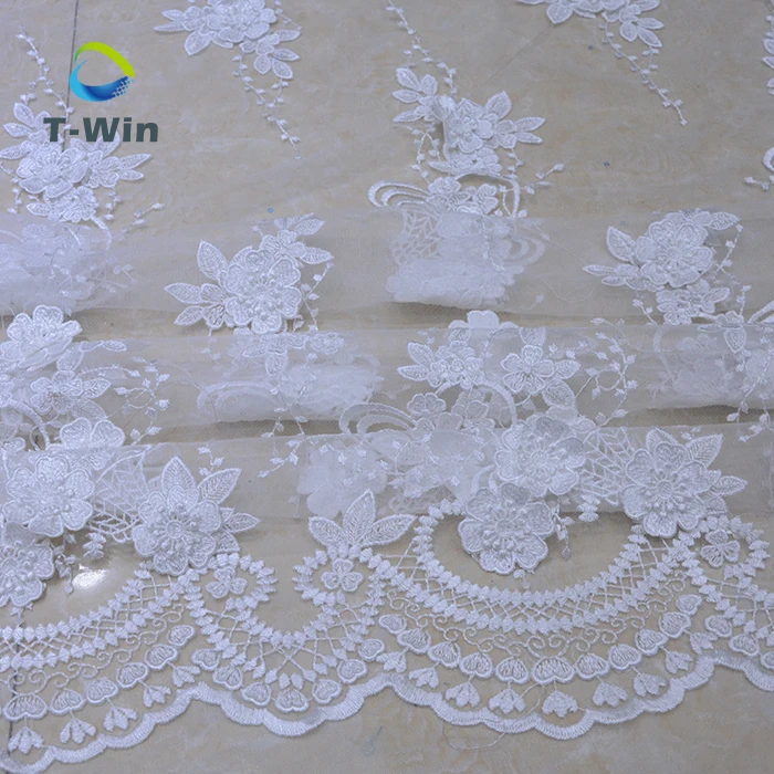 Wholesale french 100 cotton high quality creamy white water soluble textile/ embroidered 3d flower guipure lace fabric
