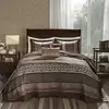 /product-detail/100-polyester-bed-spread-bedding-set-made-in-china-king-size-leather-quilted-satin-solid-thin-wedding-ultrasonic-bedspread-62124091356.html