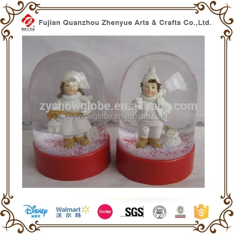 resin plastic decoration snow globe,custom souvenir water ball