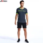 China Custom sports wear men spandex Polyester Sports T Shirt and short for running wear