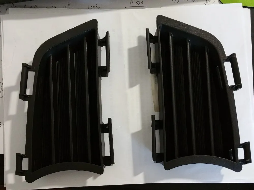 Pontiac Vibe 2003-2008 tail light