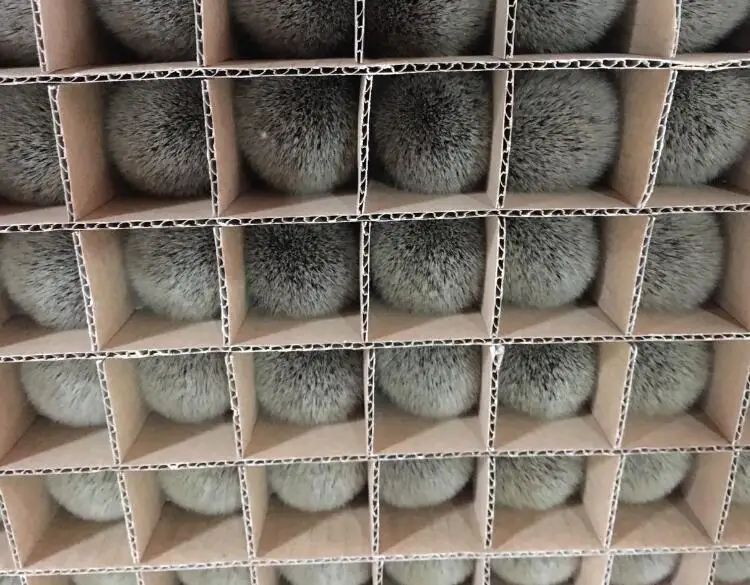 Badger brush head, men's beard brush stock