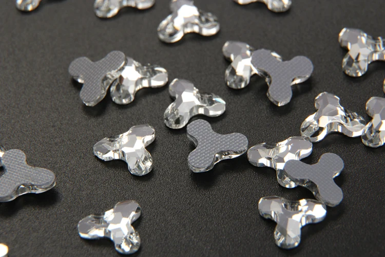 yhb brand factory lead free glass crystal fancy stone triangle