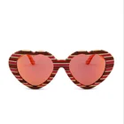 Cheap Natural Wooden Sun glasses Vintage Frame Bamboo Heart Shaped Sunglasses Wholesale