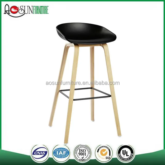 Cheap PP Bar Stool Plastic Dining Chair PP Bar Stool with wooden legs For Sale