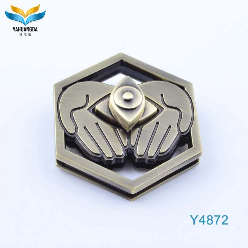 Y4872_2.jpg