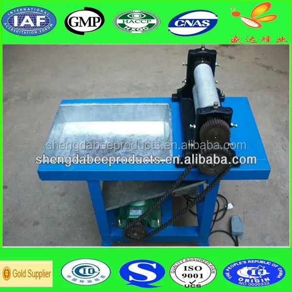 Automatic beeswax foundation stamping machine with salver