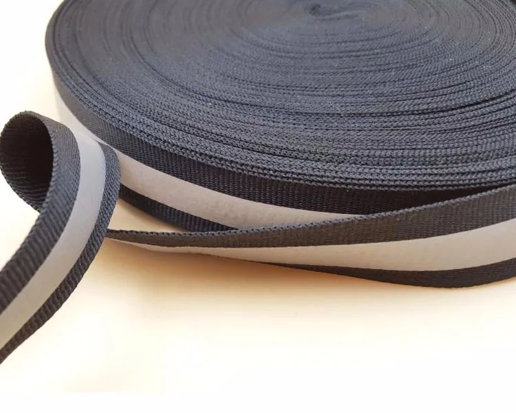 Reflective webbing