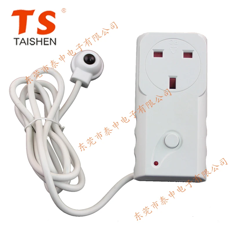 British lightning protection and overload power outlet TV protection socket standby killer power converter