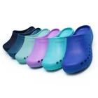 Operating room slippers Female balcony slippers Nurse's shoes Laboratory hole shoes Male doctor's operating shoes