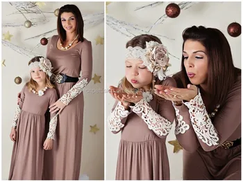 mother and daughter long dresses