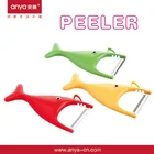 D492 Shark Shape Kitchen Ware Cheap Potato Peeler Manual Tomato Peeler