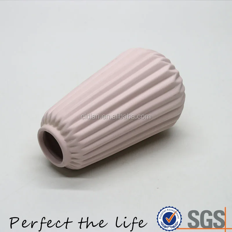 Ceramic vase 12-1.jpg