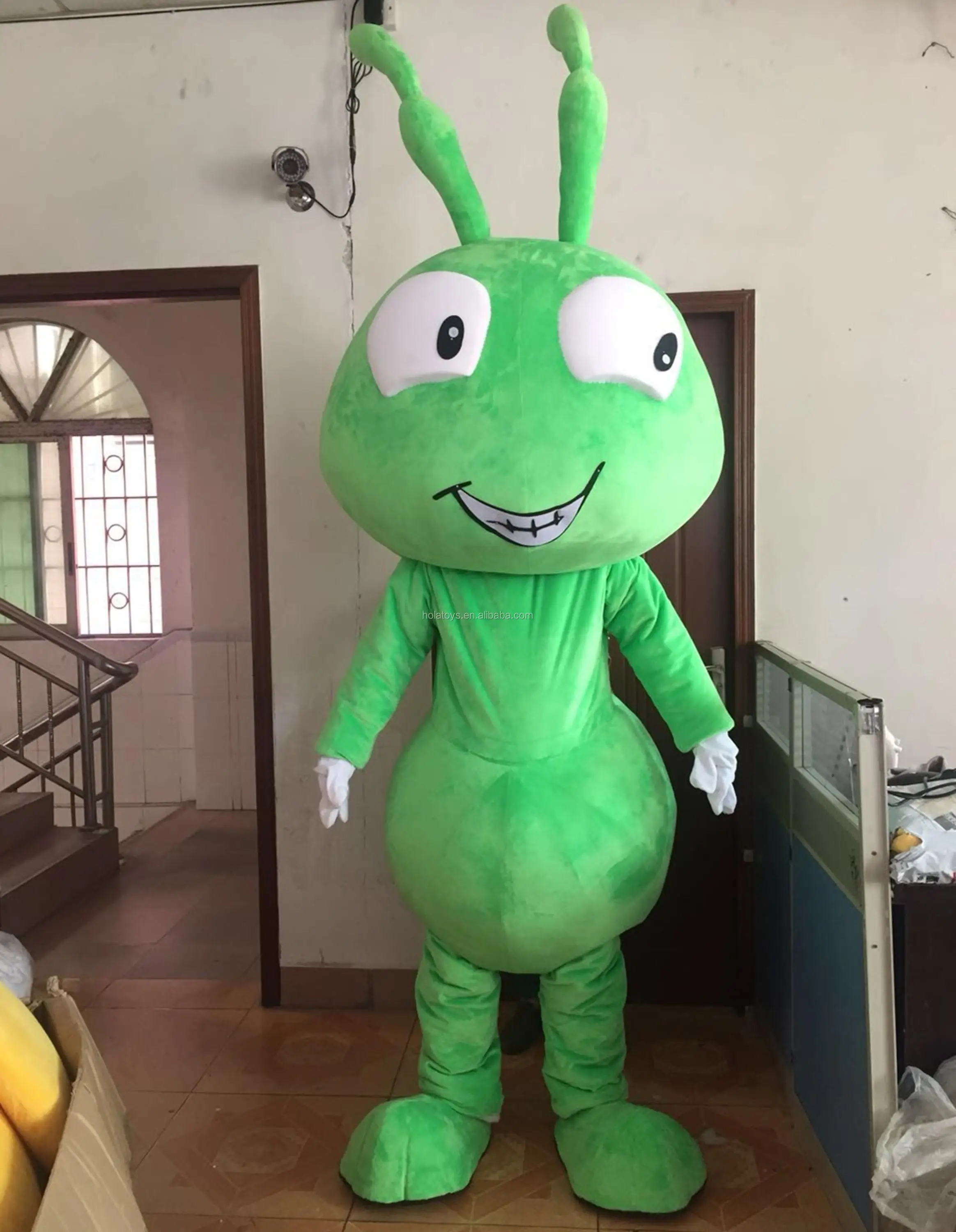 ant costume 02.jpg