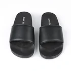 2018 Hot PU slider slippers with custom logo