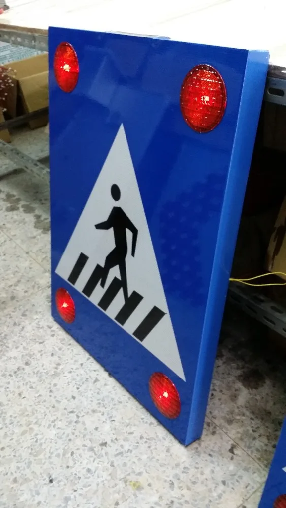 solar powered sign illuminated flashing pedestrian crosswalk