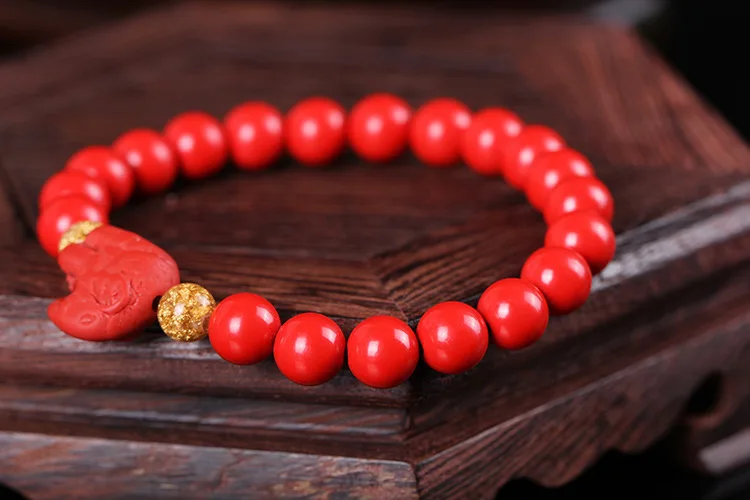 2836121380_269576878