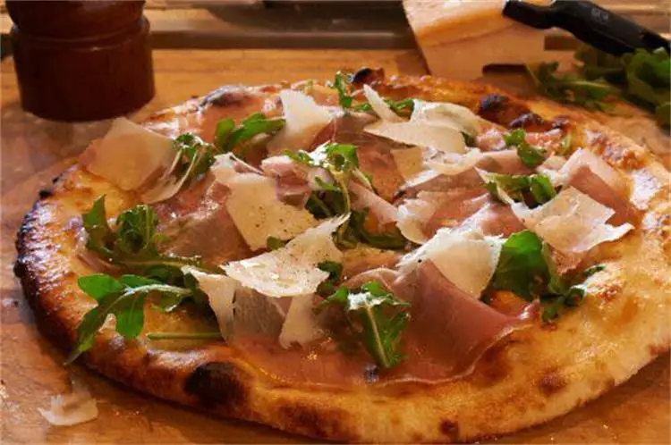 wood fire pizza oven 3.jpg