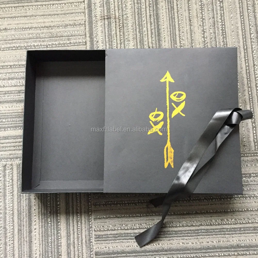 2017 custom gold foil black cardboard paper packaging boxes