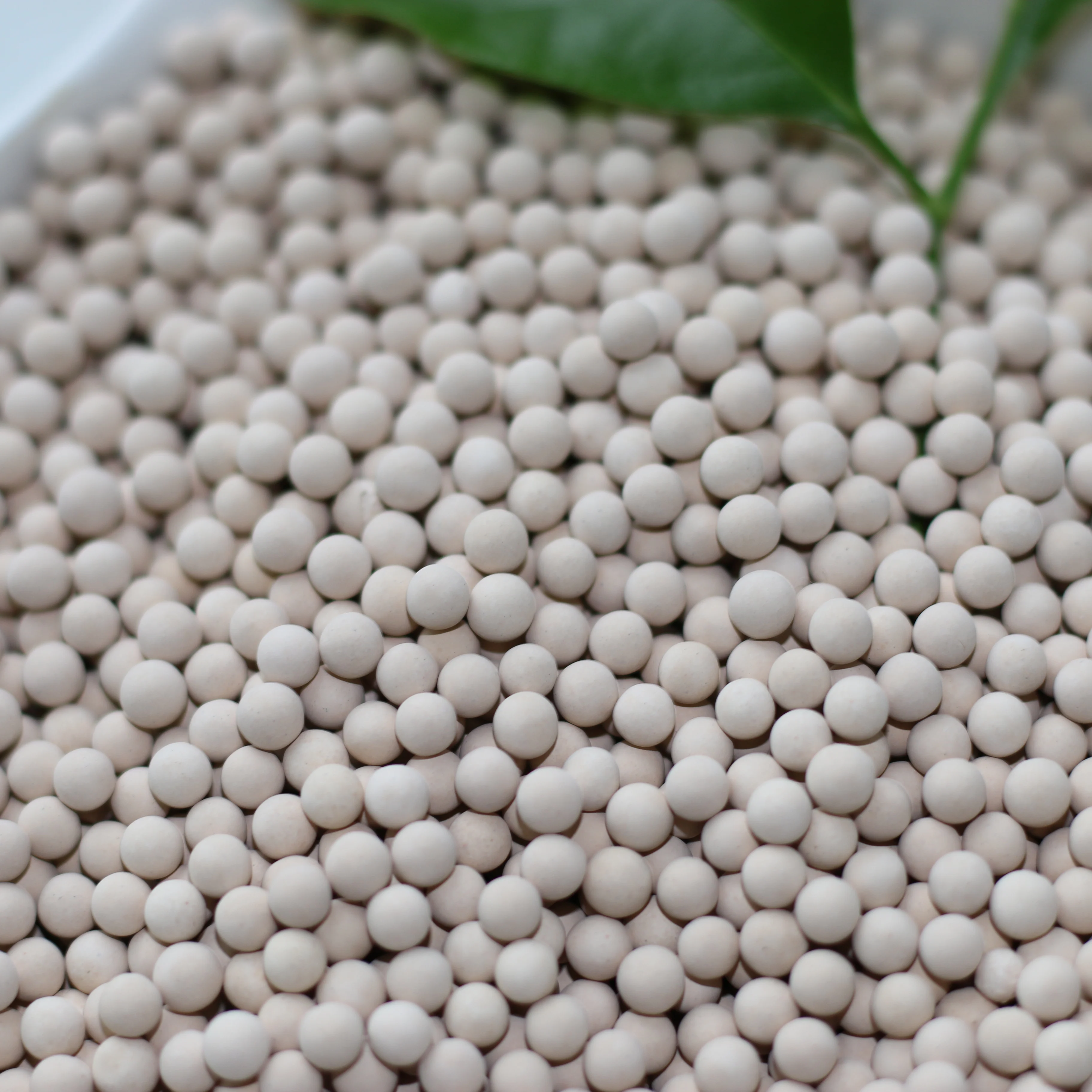 China Factory Long Service Life Desiccant 5A Molecular Sieve