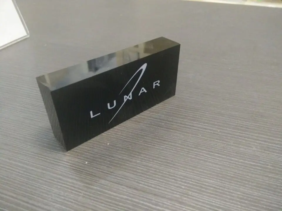 acrylic brand block03.jpg