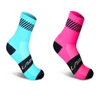 Hot selling new colored riding socks custom cycling socks and cycling compression socks