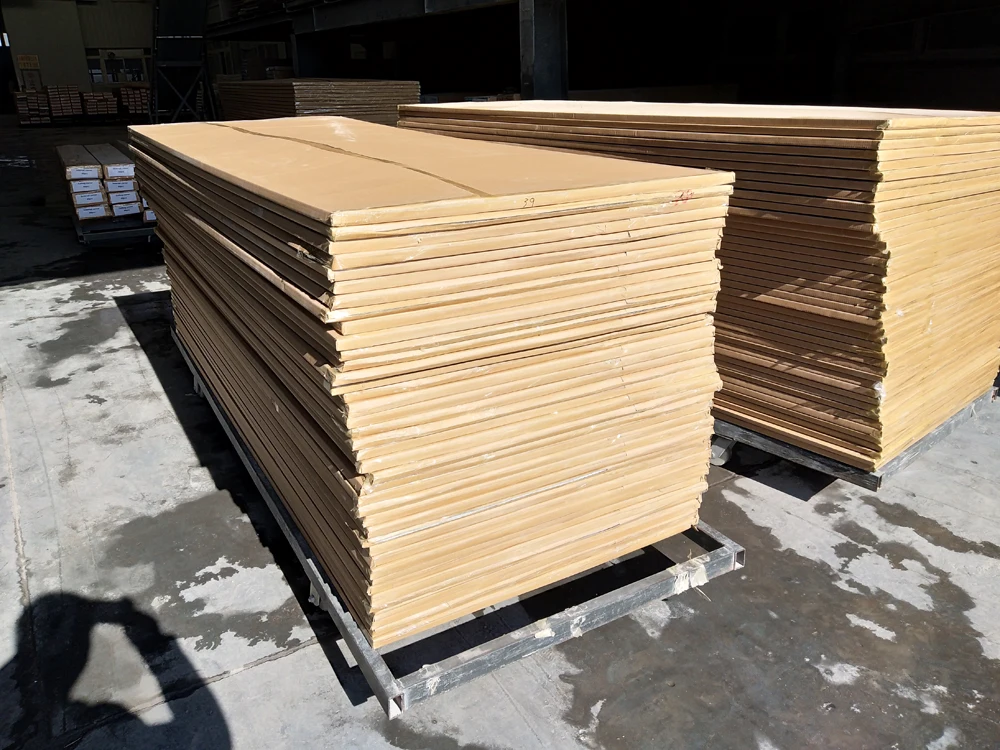 China Bathroom Wall cladding 1000 mm Width Waterproof PVC Panel For Shower UK