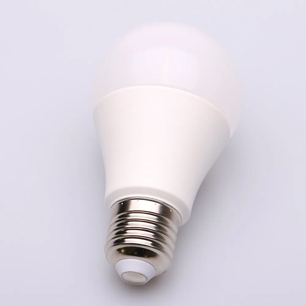 热卖led灯 a60 skd 廉价可调光 led 灯泡 e27