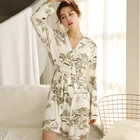 Funky Wedding Party Gift Bathrobes Personalized Bridesmaid Women Flower Bridal Robe