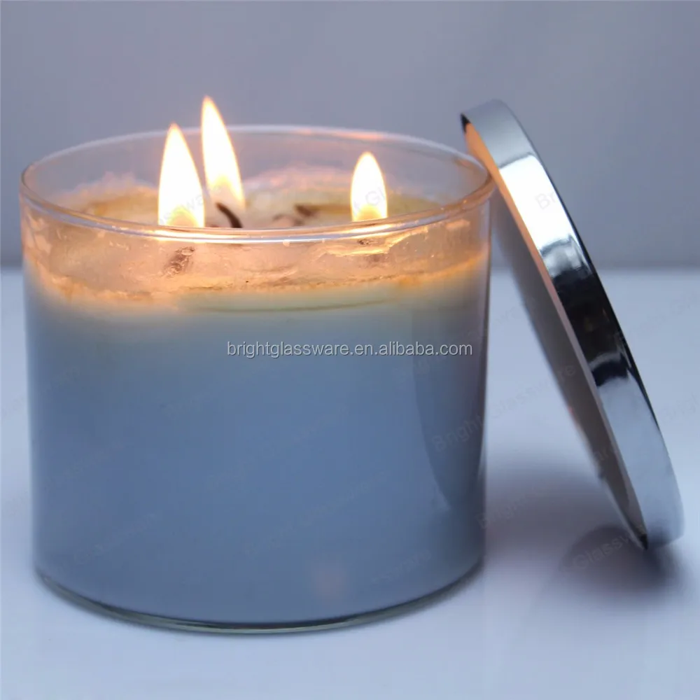 natural scented soy wax candle in glass candle jar with metal