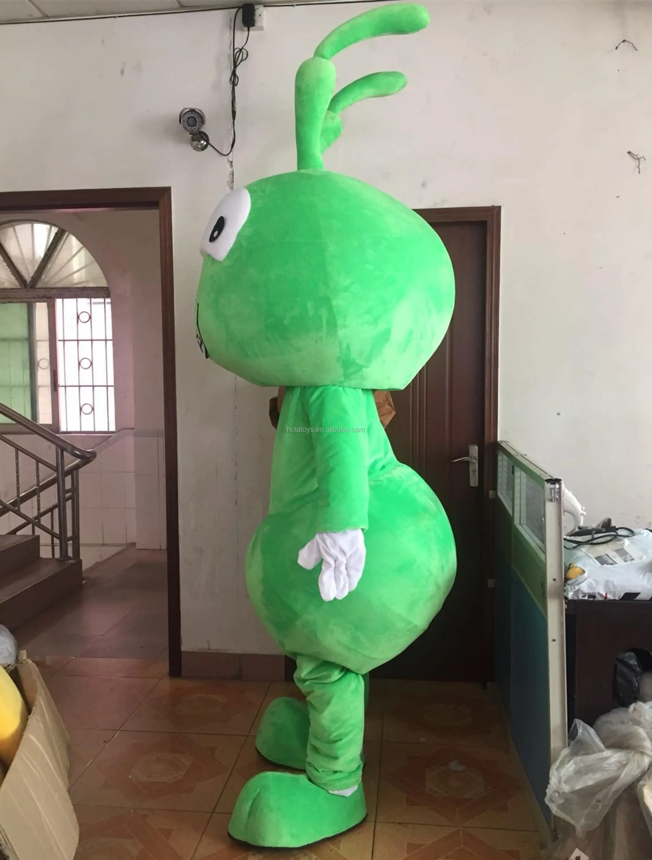 ant mascot (3 .jpg