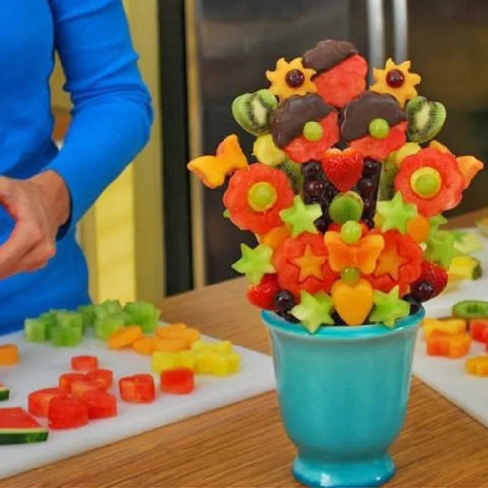 Eco-friendly Plastic Decorative Fruit Cutters Shape Cutter Slicer Cutter Veggie Food Kitchen Accessories Cooking Tools KC1360