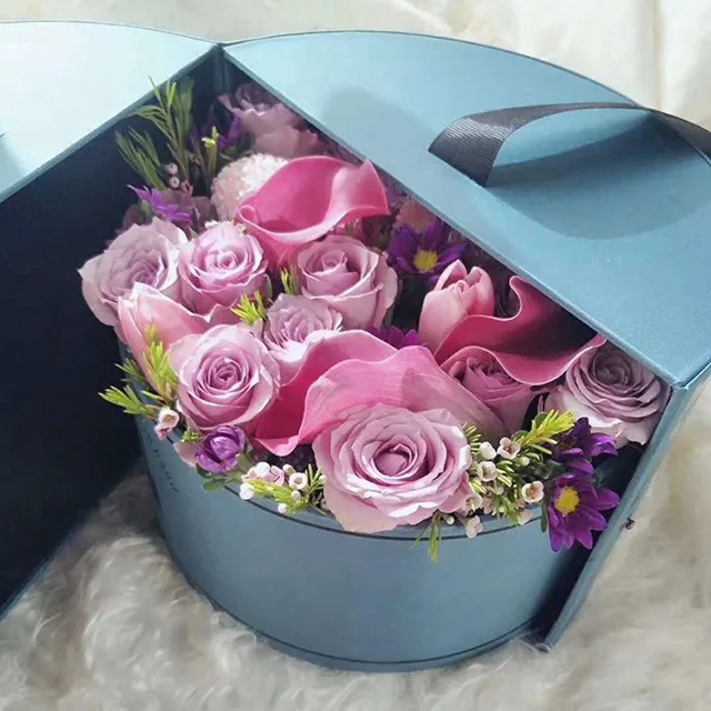 luxury round paper flower box for flower packaging.