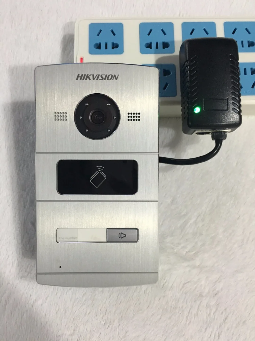DS-KV8102-1A